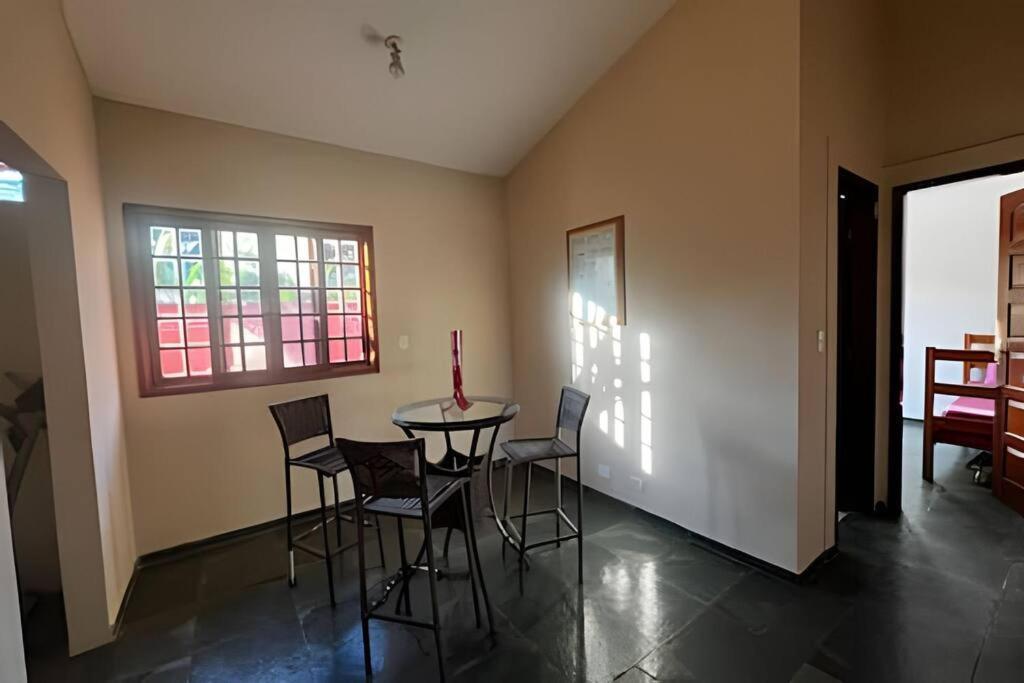 Casa Com Piscina Em H1 *