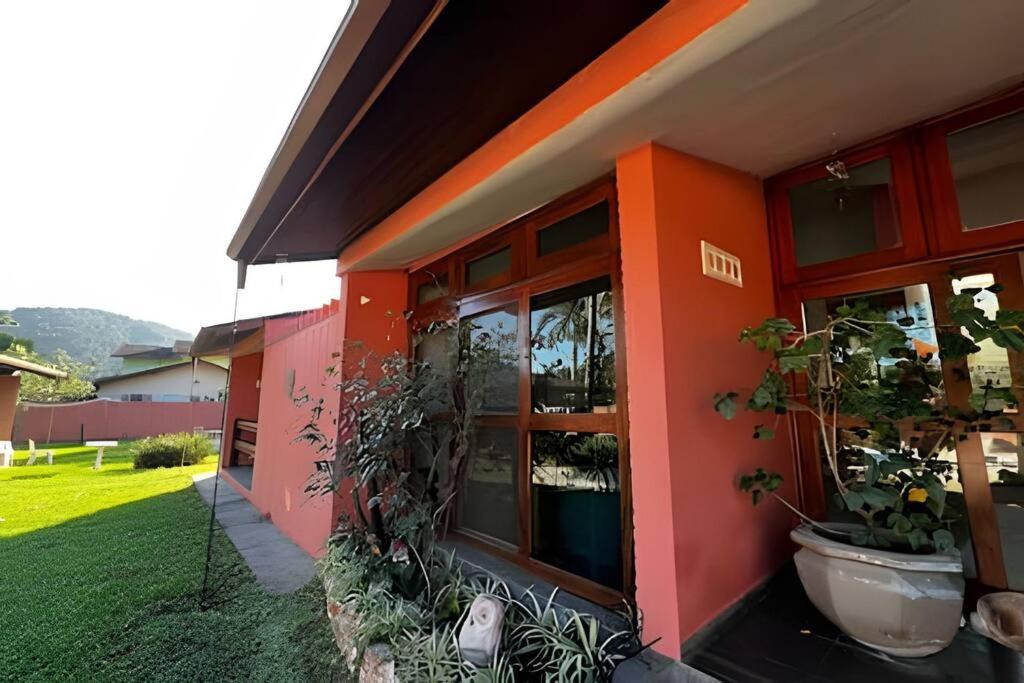 Apartamento Casa Com Piscina Em H1