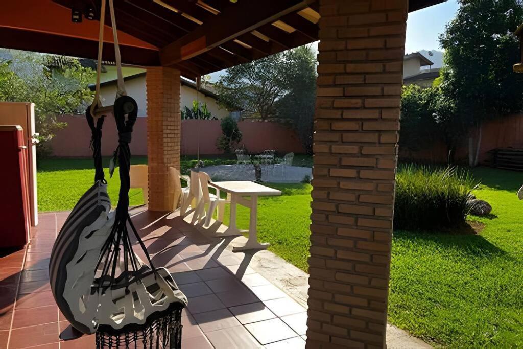 Casa Com Piscina Em H1 *