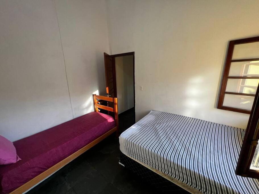 Casa Com Piscina Em H1 *