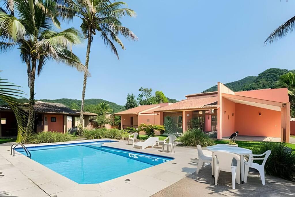 Casa Com Piscina Em H1 Apartamento
